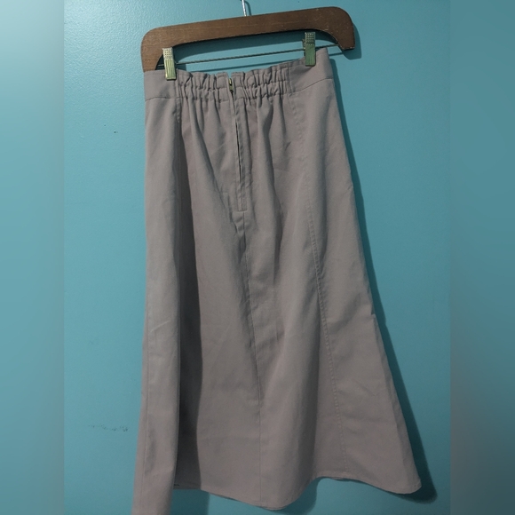 Pale pink maxi skirt with bow detailing - Picture 2 of 4